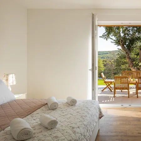 Ferienhaus Mit Privatpool Fur 6 Personen Ca 100 Qm In Dubrava Kod Sibenik, Dalmatien Norddalmatien